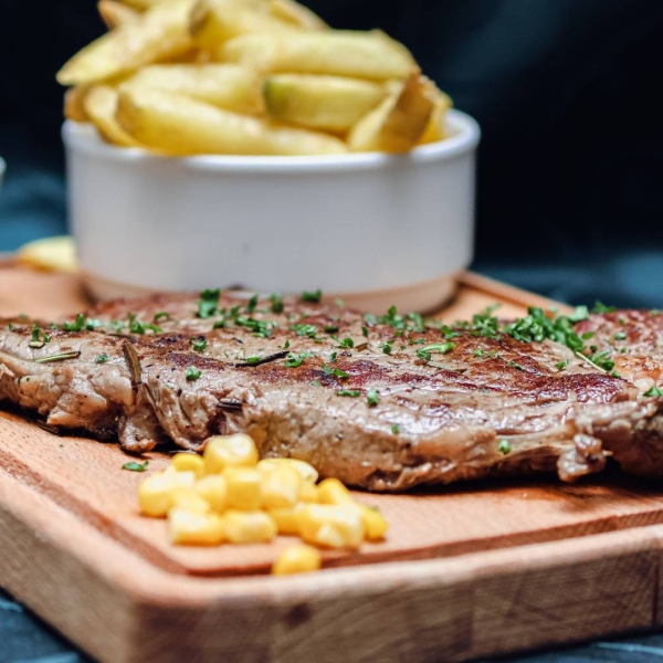 lES bOISSONS - La Trattoria - restaurant MANDRES-LES-ROSES - restaurant MANDRES-LES-ROSES